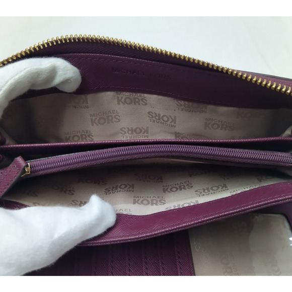 Michael Kors Purple Leather Zip Around Credit Card Wallet - Picture 10 of 16